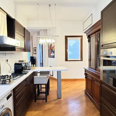 公寓 Sempione Apartament
